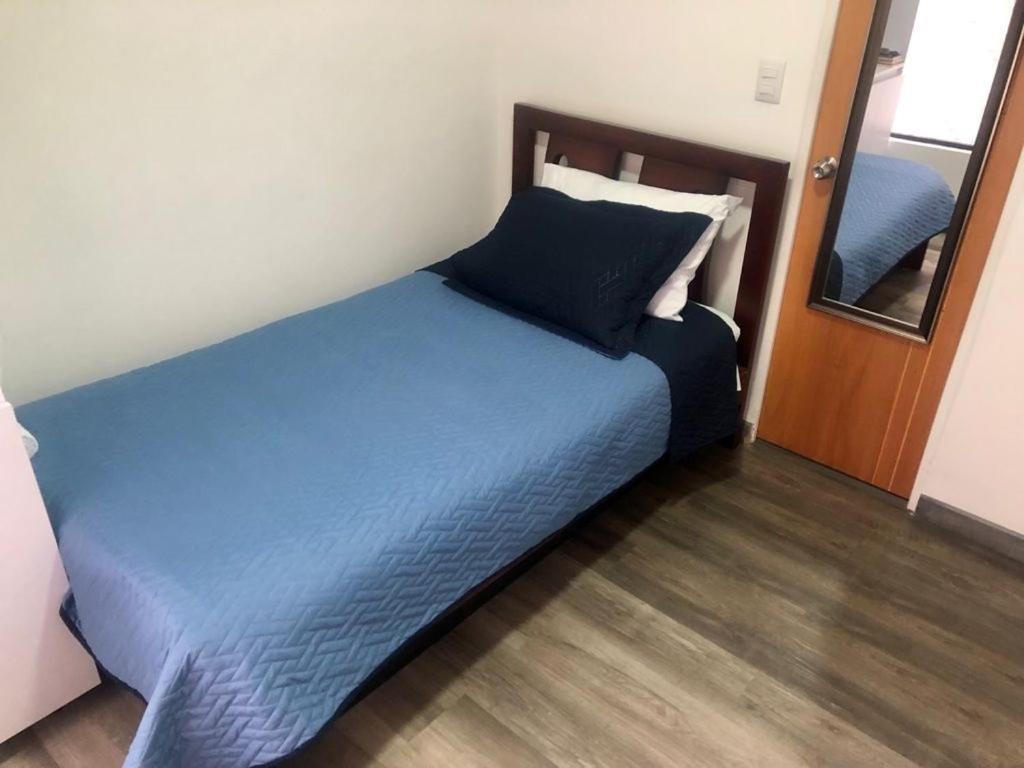 Apto Privado Cerca Al Aeropuerto -Transporte Disponible Bogota Ngoại thất bức ảnh
