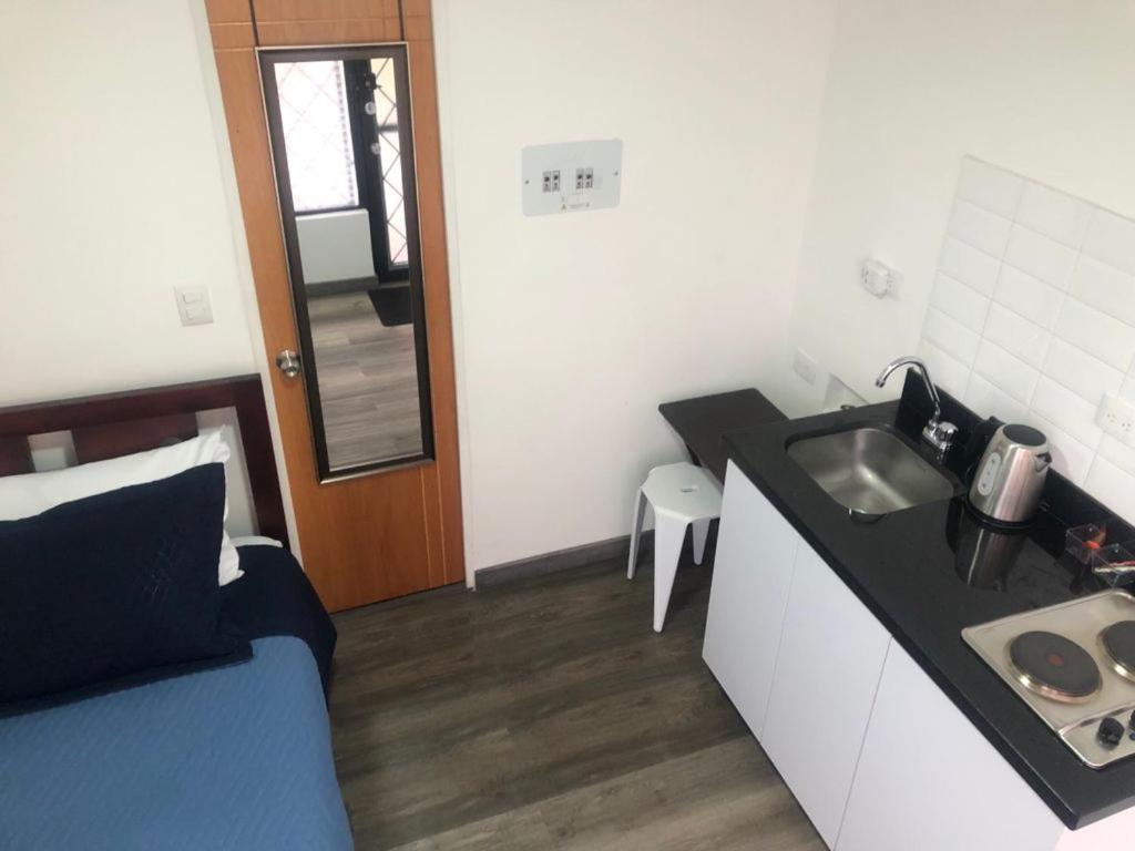 Apto Privado Cerca Al Aeropuerto -Transporte Disponible Bogota Ngoại thất bức ảnh